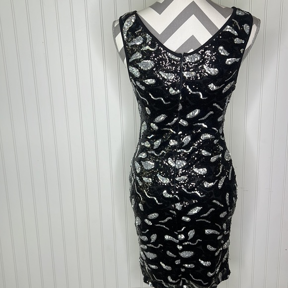 Gianni Bini Black and Silver Sleeveless Cocktail Dress Size Small - Picture 5 of 11